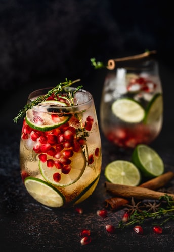 Le Cocktail, boisson idéale pour les femmes.  